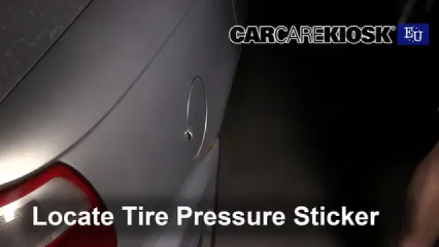 2000 Opel Omega GLS 2.2L 4 Cyl. Pneus et roues Vérifier la pression des pneus